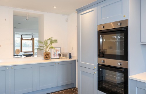 Bangor Cottage | Ynys Faelog Cottage