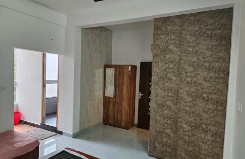 Kozhikode House | Yogis Inn