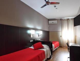 Ciutat Vella House | Yomo Hostal BCN Port