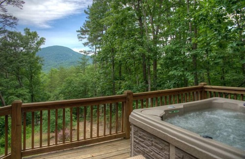 Helen Cabin | Yonah View Lodge | 2 BR Cabin w/Spacious Decks, Hot Tub, Fire Pit, Near Helen
