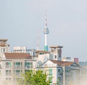 Wonhyoro-dong Villa | Yongsan Cozy Castle with Rooftop Garden for Families