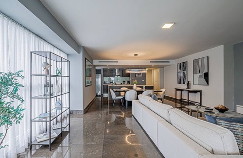 Panama City Condo | Yoo by Wynwood House