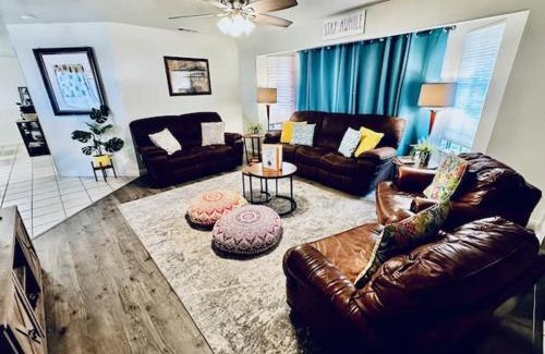 Coarsegold House | Yosemite Elements Sleeps 12 Pet Friendly Views