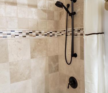 Coarsegold House | Yosemite Foothill Retreat - Private Guest Suite #2