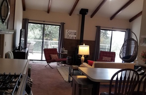 Mariposa House | Yosemite Getaway | Starlink + Forest Views