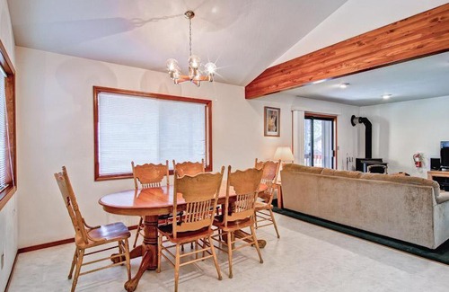 Yosemite West House | Yosemite Pines
