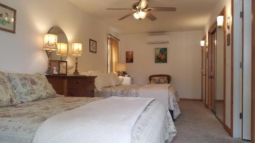 Mariposa Bed & Breakfast | Yosemite Plaisance Bed & Breakfast