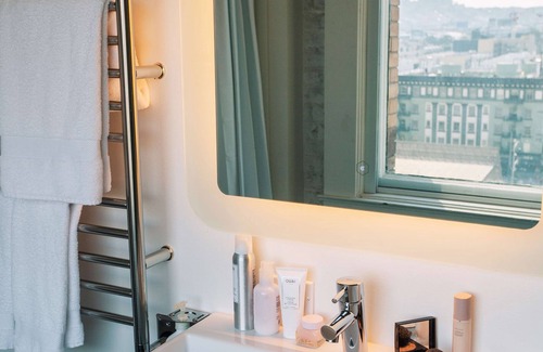 Mid-Market Hotel | YOTEL San Francisco