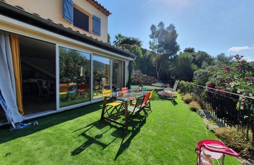 Les Adrets-de-l'Esterel House | You are almost there . on vacation in the sun