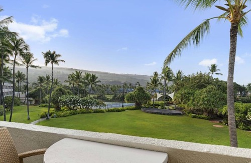 Keauhou House | You Found It! Kailua-Kona Getaway! 3 Modern Units, 4 Min. Walk to Haleo Luau!