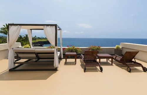 Keauhou House | You Found It! Kailua-Kona Getaway! 3 Modern Units, 4 Min. Walk to Haleo Luau!