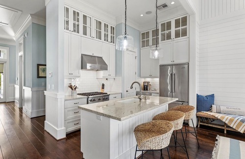 Galveston House | You & Me in a Cabin By The Sea - in Beachtown on the East End of Galveston
