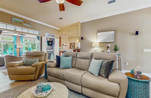 Navarre House | You Will Navarre Wanna Leave