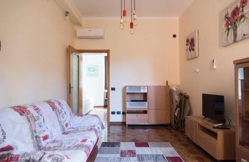 Zona Zara Apartment | YouHosty - Marche 31 A