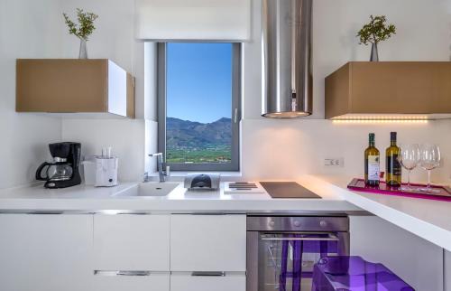 Kissamos Villa | Youphoria Sea View Villas