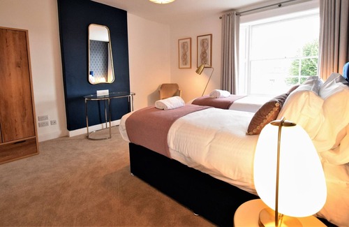 Clifton Apartment | Your Apartment Frederick Place - No 5