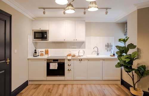 Clifton Apartment | Your Apartment - Pembroke House