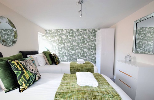 Brislington House | Your Apartment The Old Bank 2