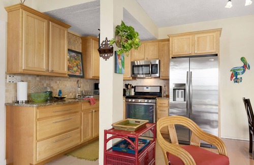 Red Hook House | YOUR CARIBBEAN RESET — 4 Nights of Pure Island Relaxation FALL RATE SPECIAL