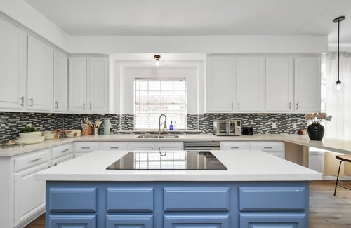 George Bush Park/Eldridge House | Your Charming Getaway w/Game Room & Pool Oasis