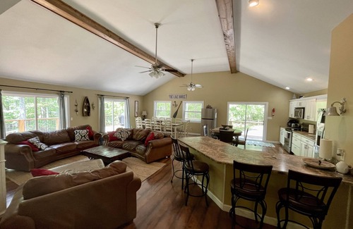 Cadiz House | Your Family Fun Begins Here, Driftwood Retreat