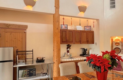 Lamy House | Your Family or Group Serenity Retreat Near Santa Fe include Private Sauna