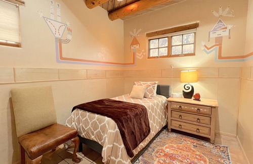 Lamy House | Your Family or Group Serenity Retreat Near Santa Fe include Private Sauna