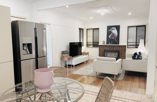 Maidstone House | Your Family Will be Close to Everything When you Stay