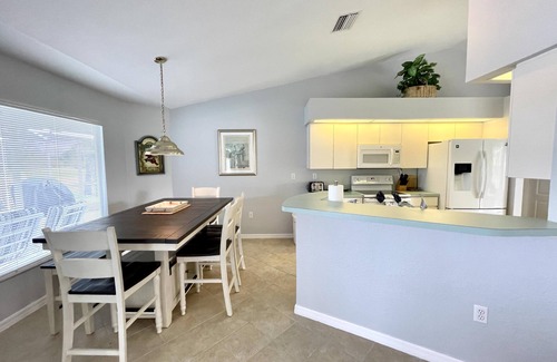 Long Meadow House | * Your fun, sunny, totally relaxing Florida vacation starts now! *