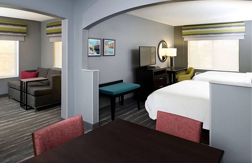 Glenwood Springs Hotel | Your Gateway to Glenwood Springs! Free Breakfast, Pool, Free Parking!