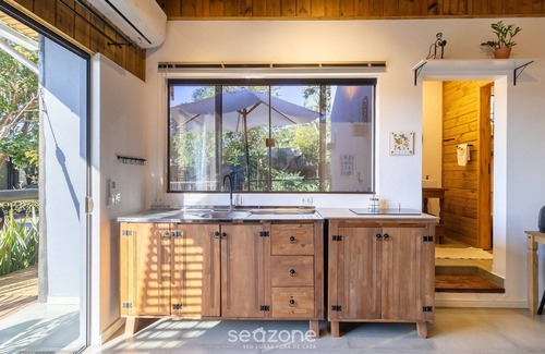 Alto Ribeirao Leste Apartment | Your Getaway in Florianopolis, Just Minutes From the Beach NDE
