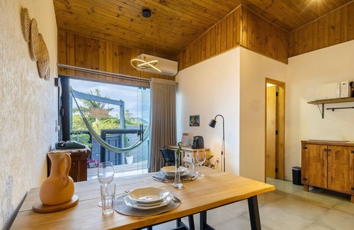 Alto Ribeirao Leste Apartment | Your Getaway in Florianopolis, Just Minutes From the Beach NDE
