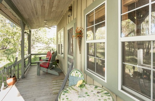 Fredericksburg Cabin | Your Hiding Place | Blissful Retreat
