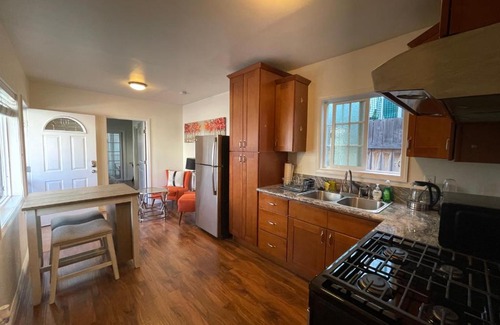 North of Wilshire House | Your home away from home in beautiful Santa Monica