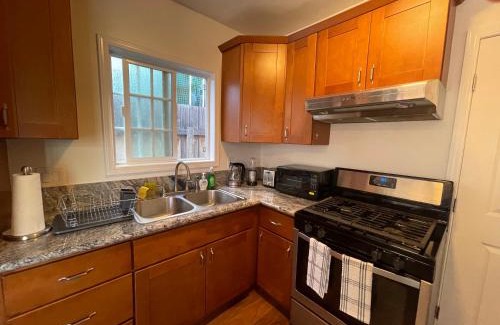North of Wilshire House | Your home away from home in beautiful Santa Monica