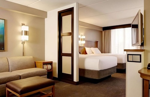 Gwinnett Place Hotel | Your Home Away From Home! Family-Friendly Unit awaits! Near Gwinnett Place Mall