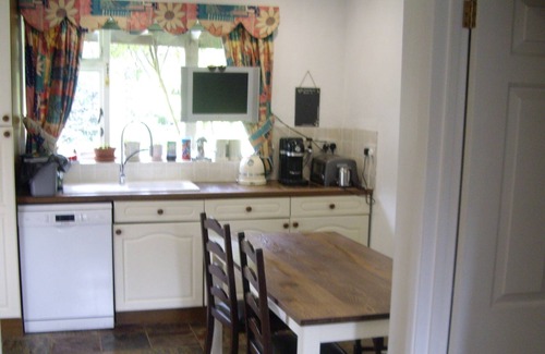 Long Ditton House | Your home from home with great access to central London