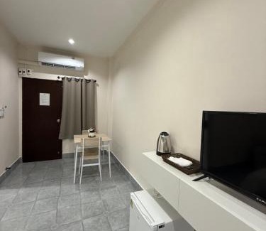 Patong Hotel | Your Lifestyle Guesthouse