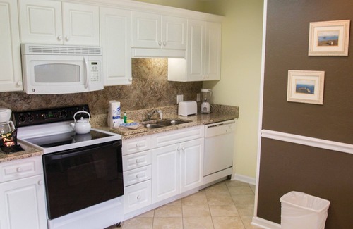 Surfside Beach Resort | Your loved ones will LOVE you for this!