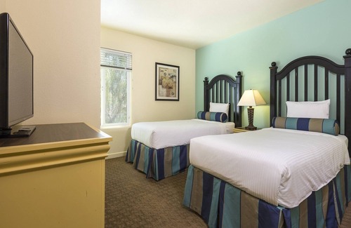 Las Vegas Resort | Your loved ones will LOVE you for this!