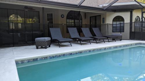 Crystal River House | Your Manatee and Scalloping Adventure Retreat in Crystal River