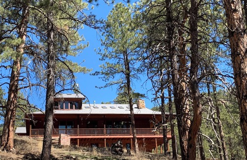 Loveland House | Your Mountain Retreat