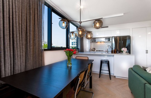 Newstead Apartment | Your next inner city, family-friendly escape