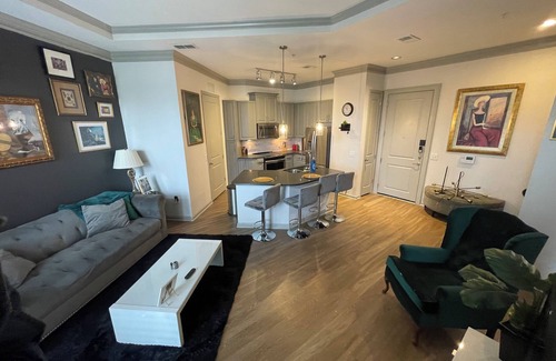 Westside Apartment | Your Next Insta-Perfect Stay in West midtown