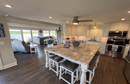 Mashpee House | Your Own Personal Tiki-Hut Paradise On John's Pond RPAM033