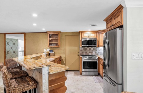 Gulf Gate Estates House | Your own slice of paradise 2 miles from Siesta Key
