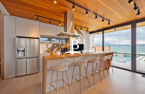 Porto Belo Villa | Your Pé na Areia refuge with lush sea views and swimming pool