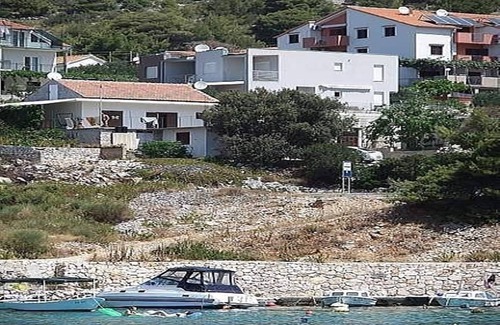 Primosten Burnji Apartment | Your Perfect Seaside Escape Awaits