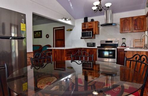 Tarcoles House | Your place in Costa Rica - 3 Bedroom Beach house with pool!