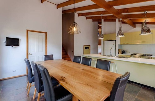 Ballarat North House | Your Private Nature Haven in Ballarat North